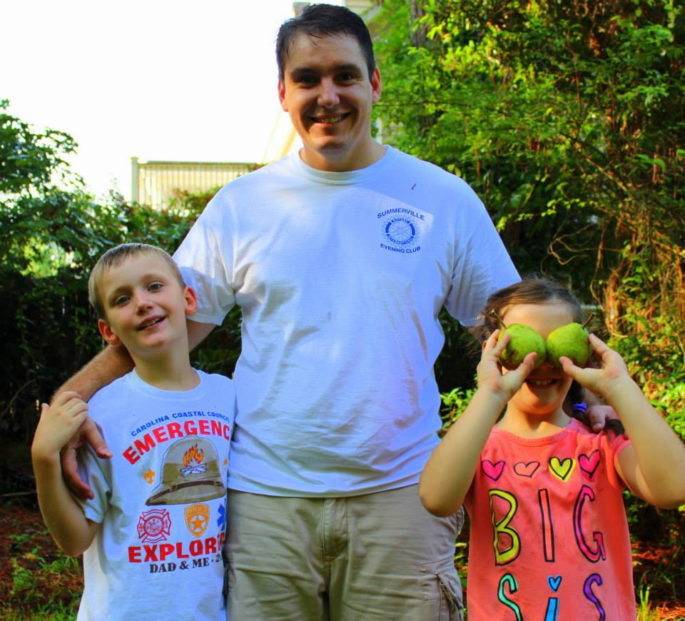 Brian Anderson with his kids